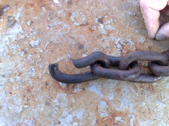 Figure 4 -Snapped chain