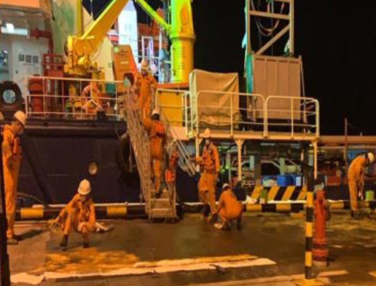 Fuel oil hose burst during bunkering IMCA